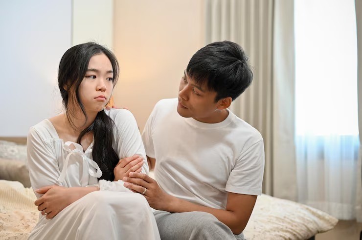 istri anak pertama, karakter anak sulung perempuan, suami istri harmonis, hubungan pernikahan sehat, cara memahami pasangan, people-pleaser dalam rumah tangga, istri takut terlihat lemah, komunikasi suami istri